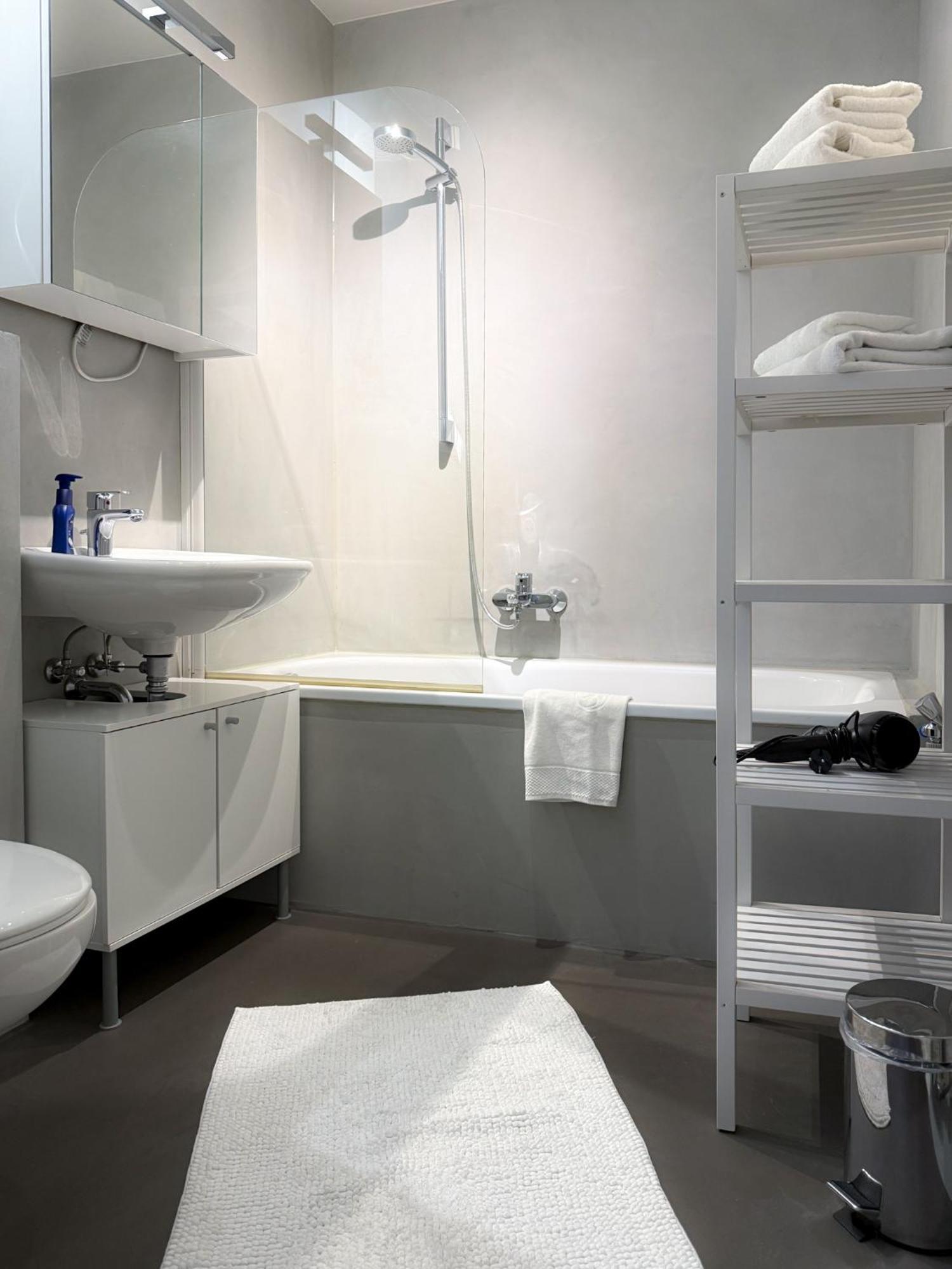Alexxanders Apartments & Studios เคมนิตซ์ ห้อง รูปภาพ