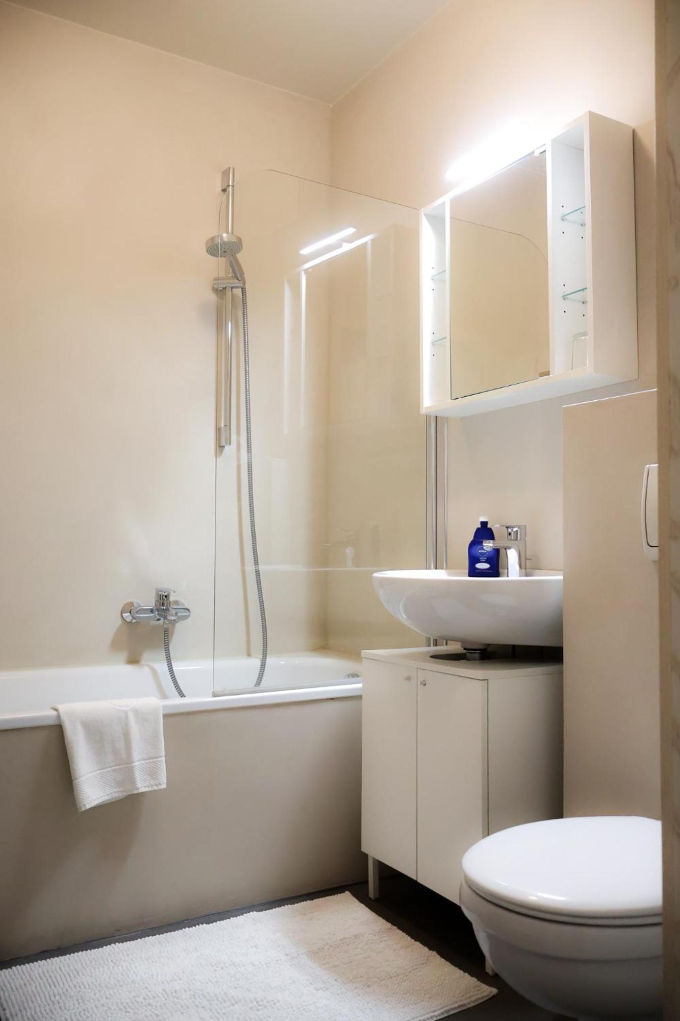 Alexxanders Apartments & Studios เคมนิตซ์ ห้อง รูปภาพ